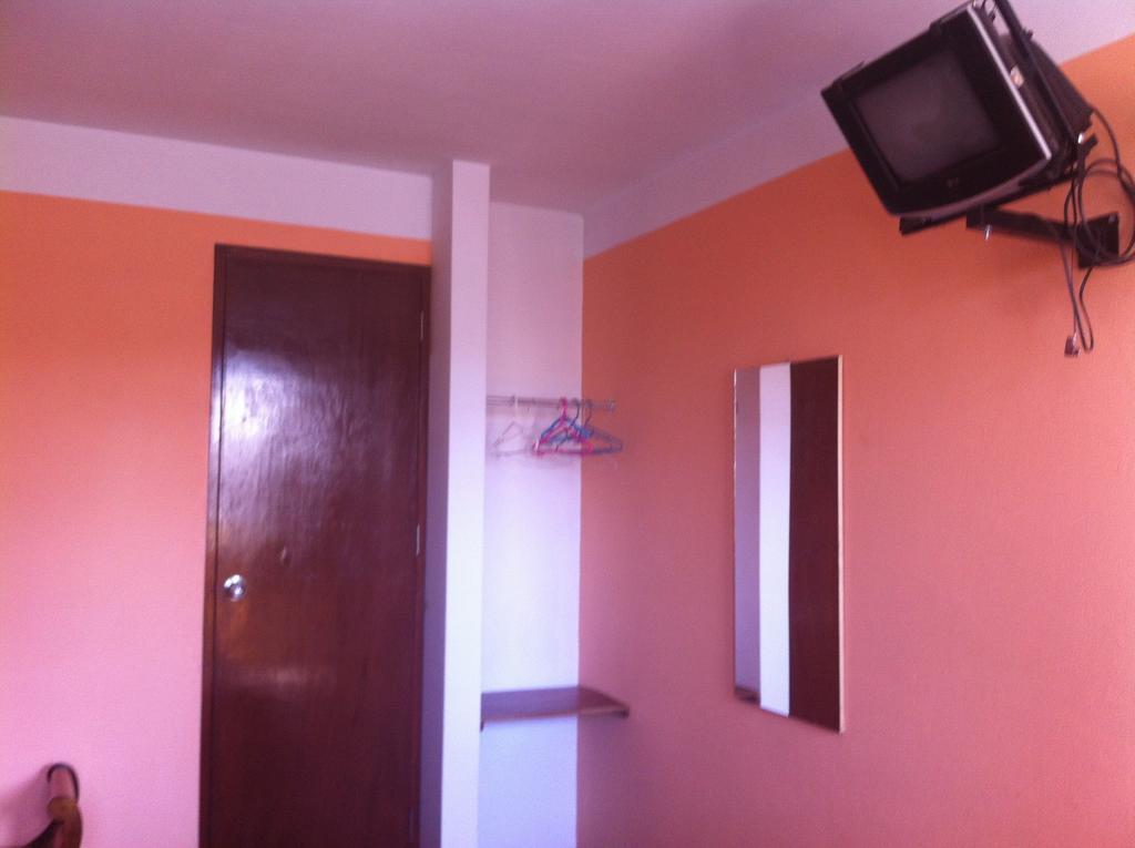 Hostal Tres Mascaras Ayacucho Extérieur photo